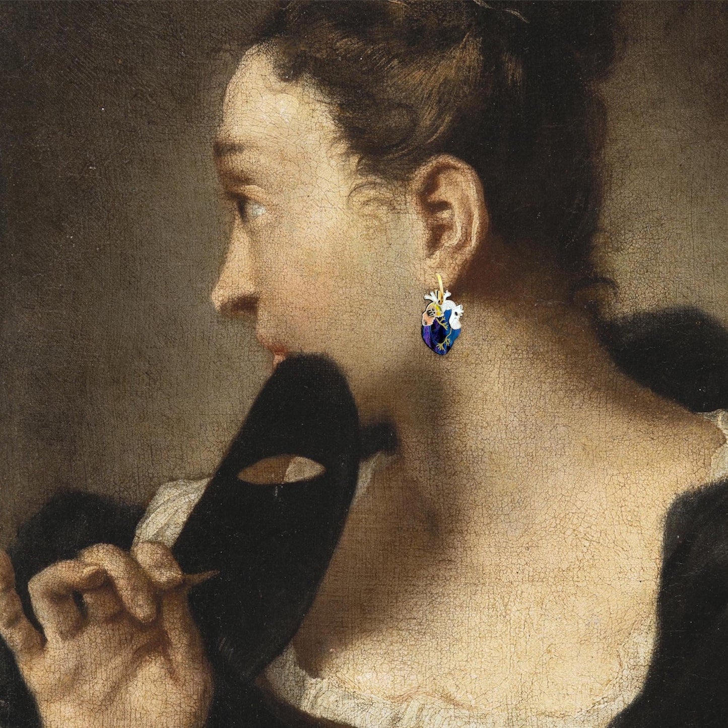 Pendientes corazones galaxia dorado - Annie's Fingers