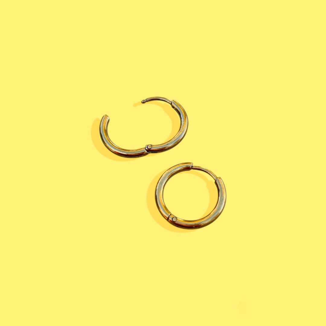 Aros dorados 1,5cm - Annie's Fingers